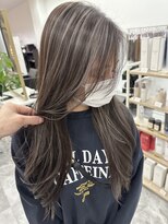 ロゼル(ROSEL)&nbsp;筋感たっぷりのハイライトカラー！