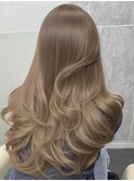 ヘーゼルベージュ　ブリーチなし　レイヤーカット　海外風