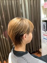美容室ヒラトヤ 都南店&nbsp;ベージュカラー大人可愛い小顔ワンサイドショートボブカット