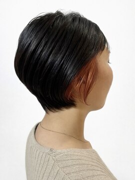 ウォーターリリー(Water Lily) 丸みシルエットショート × オレンジインナーカラー