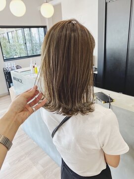チェレ ブラン 堺東店(Chere brun) 30代デザインカラーハイライト×くびれミディ×カーキベージュ