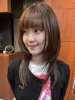 ナループロアポンテ(Nalu pu loa PONTE)&nbsp;ミディアムレイヤーウルフレイヤーカットナチュラルベージュ