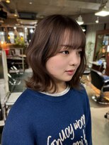 モモ(momo)&nbsp;ハイトーンインナーカラーイヤリングカラーダブルカラーボブ渋谷