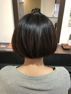 髪神 ツーブロック女子