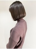 シンプルにまとまるボブ