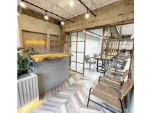 男女年齢問わず幅広いお客様から愛されるサロン