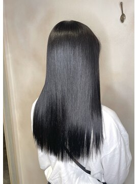 エヴリンアンドペイジ(Evelyn&paige) ブルーすぎない暗髪ブルーブラックカラー