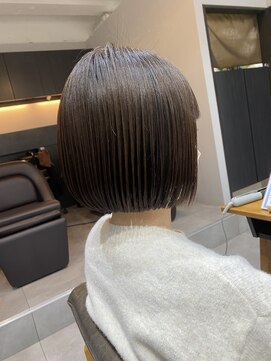 エル 横浜(eL) パツっとミニボブ！