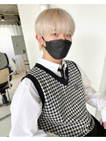 オルター(Alter)&nbsp;韓国風マッシュ×ホワイトカラー