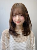 小顔 フェミニンロング メルティーカラー 似合わせカット"