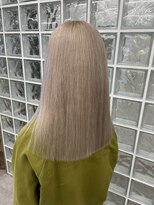 サンク 原宿 表参道(cinq)&nbsp;ダブルカラーミルクティーベージュ顔周りレイヤーインナーカラー