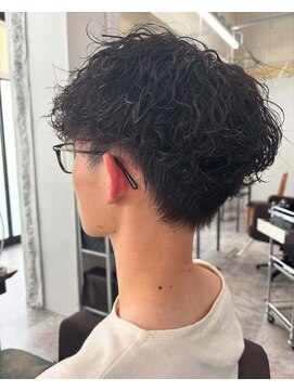 楚々 メンズ 波巻きパーマ