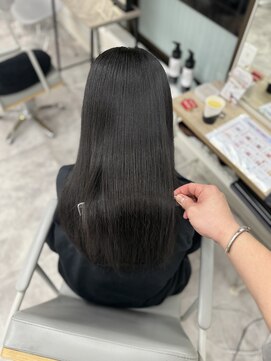 アチェロ(Acero.) 韓国風レイヤー×20代艶髪グレージュカラー