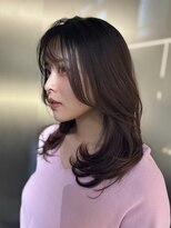 ロック(rock) レイヤー/レイヤーカット/顔まわり/顔周りカット/透明感カラー