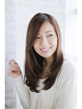 ラピス 新宿店(Lapis) 《30代～大人透明感》白髪ぼかしハイライト＋艶カラー[新宿]