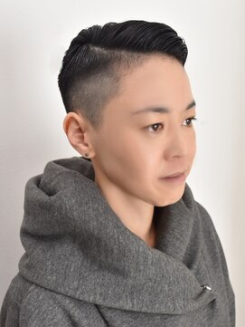 ヘアスタジオヘーフリヒ(HAIR STUDIO HoFLICH) 【ならではの刈り上げ女子】