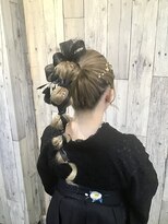 ヘアースペース ムーン(Hair Space MOON) お祝い事のヘアセットとお着物の着付け、七五三やパーティー等