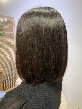 ユーネリー(U-NERY) ミディアムスタイル