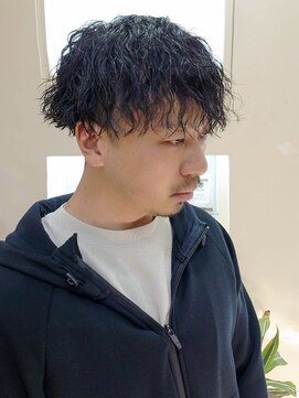 ヒート トウキョウ 目黒店(HEAT TOKYO) ツイスパセンターパートマッシュ波巻きダウンパーマメンズ目黒