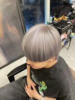 シリー(SILLY)&nbsp;ホワイトシルバーカラー