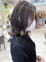 ヨヨ 人形町(YOYO)&nbsp;くびれレイヤーミディアム/20代/30代/40代