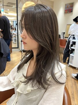 ビュートリアム265(BEAUTRIUM 265) ブリーチなしオリーブグレージュ 韓国レイヤーワンカールロング