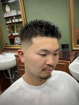 ソリズ ヘア クルー 池袋(SOLIZ HAIR CREW) ツイストチラシフェード