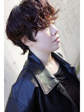 スノッブエンバンプ(snob enVAmp) ショートパーマ