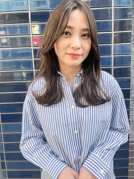 ソワリー 栄(THOiRY) THOiRY【女性らしい柔らかヘア】似合わせ小顔艶髪ゆる巻きロング