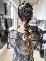 イグルー(igloo)&nbsp;お呼ばれアレンジ（高めの編みおろし）