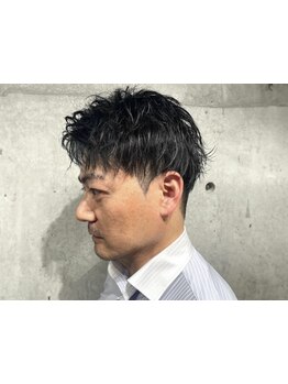 眉毛を整えて男らしさ・印象UP◎眉毛カットがおすすめ/清潔感は大人の身だしなみ【大阪/梅田/中崎町】