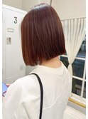 くくれる長さの切っぱなしボブ