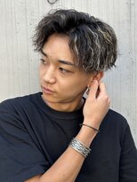 ボンドストーリールミエール(Bond Story lumiere)&nbsp;ツイスパハイライトメッシュ縦落ちパーマ