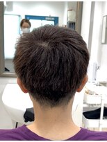 シルク(Silk)&nbsp;ツーブロック前髪下ろしスタイル