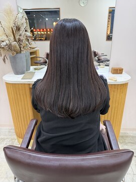 キュオンシア(CUEON. ciea) straight