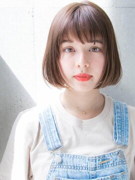 ルティア(Lutia) シースルーバング 顎ラインボブ ラベージュ☆