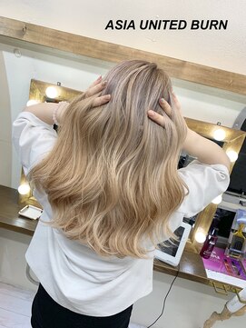 エイジア ユナイテッド バーン(ASIA UNITED BURN) ◆ASIA◆ blonde hair