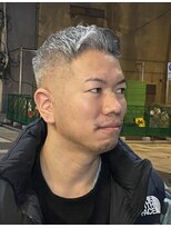ナチュラルハイトーン白髪！外国人風フェザーアップ