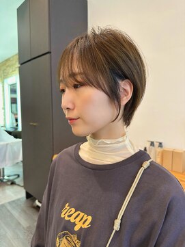 ビューエヒメ(VIEW EHIME) 大人ラフウェーブ外ハネボブダークブラウンスウィングショート