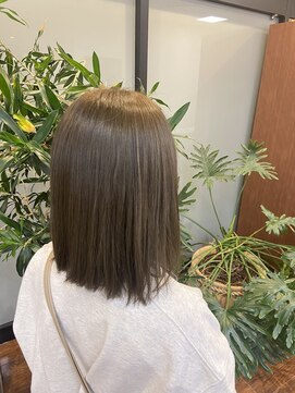 ネバーランド 平成店(NEVER LAND) ミディアムボブ/カーキベージュ/オリーブベージュ