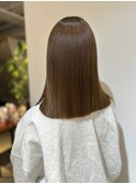 ツヤツヤ柔らかベージュ