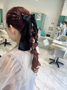 リーホリエ(Lee Horie) お呼ばれアレンジ【MOMOKA】