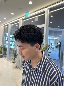 エクリジユウガオカ(equri Jiyugaoka) パーマで柔らかい雰囲気に