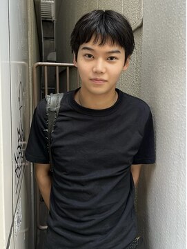 ゼストプール(ZEST POOL) ナチュラルショート　フェザーショート　ショートヘア