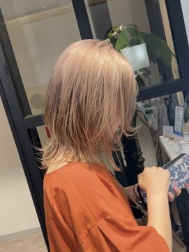 ローレン(Lolen.) ミルクティーベージュ×ミディアムウルフ【野上翔平】