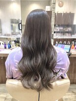 ヴィサージュ ユニール(VISAGE unir)&nbsp;【泉 果穂】透明感ばっちりアッシュベージュ♪