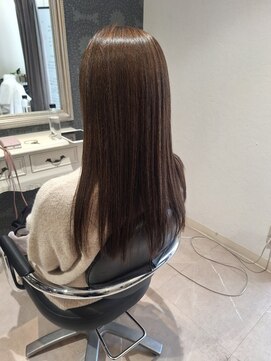 ローレン(LOREM) 美人モテ髪ストレート/艶カラー/エアリーロング/大人ナチュラル