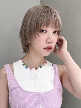 ギークス(GEEKS) 【GEEKS渋谷】秋カラー/初ブリーチ/ミルクティー/ショートウルフ