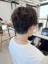 ビューナゴヤ 名駅(VIEW NAGOYA)&nbsp;メンズ/サーフカール/刈り上げセンターパート/波巻きツイスパ