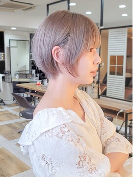 バイエイト(X8) 【透明感カラーと小顔カットで目線を奪う】 『小川』
